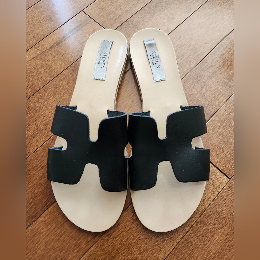 STEVEN New York Black Leather Slide Mule Sandals. Made in Italy. Size 10.